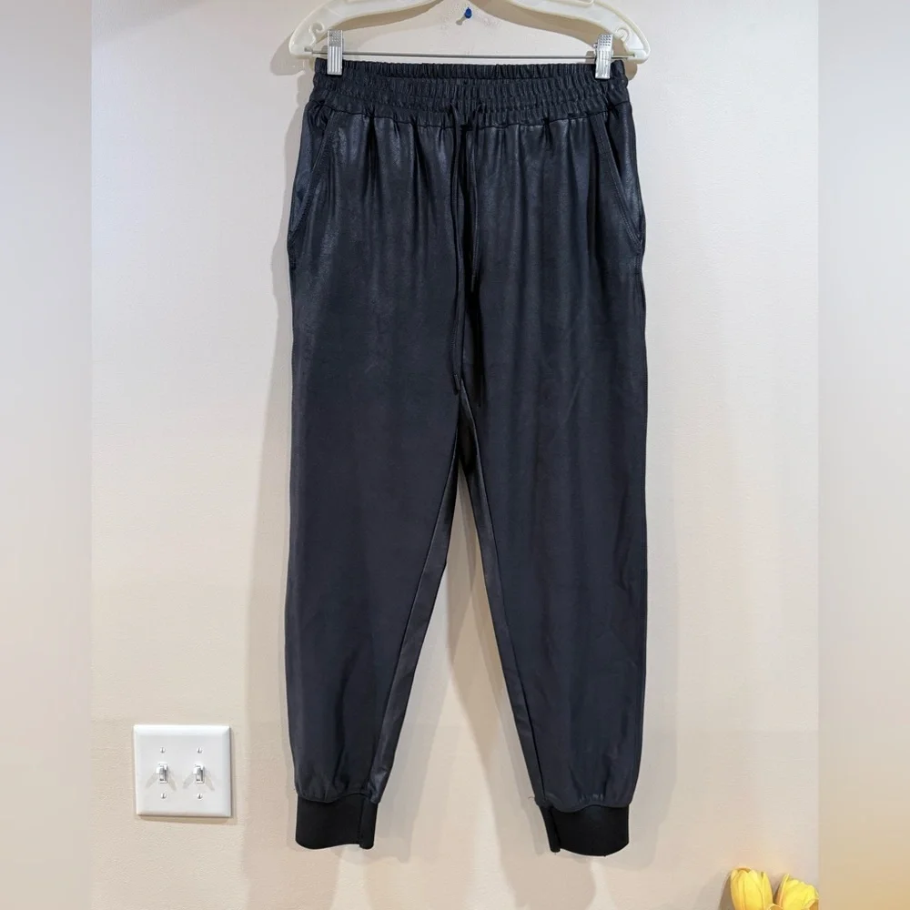 🔥Madison D’Amelie Black Shimmer Jogger Pants Size S EUC🔥